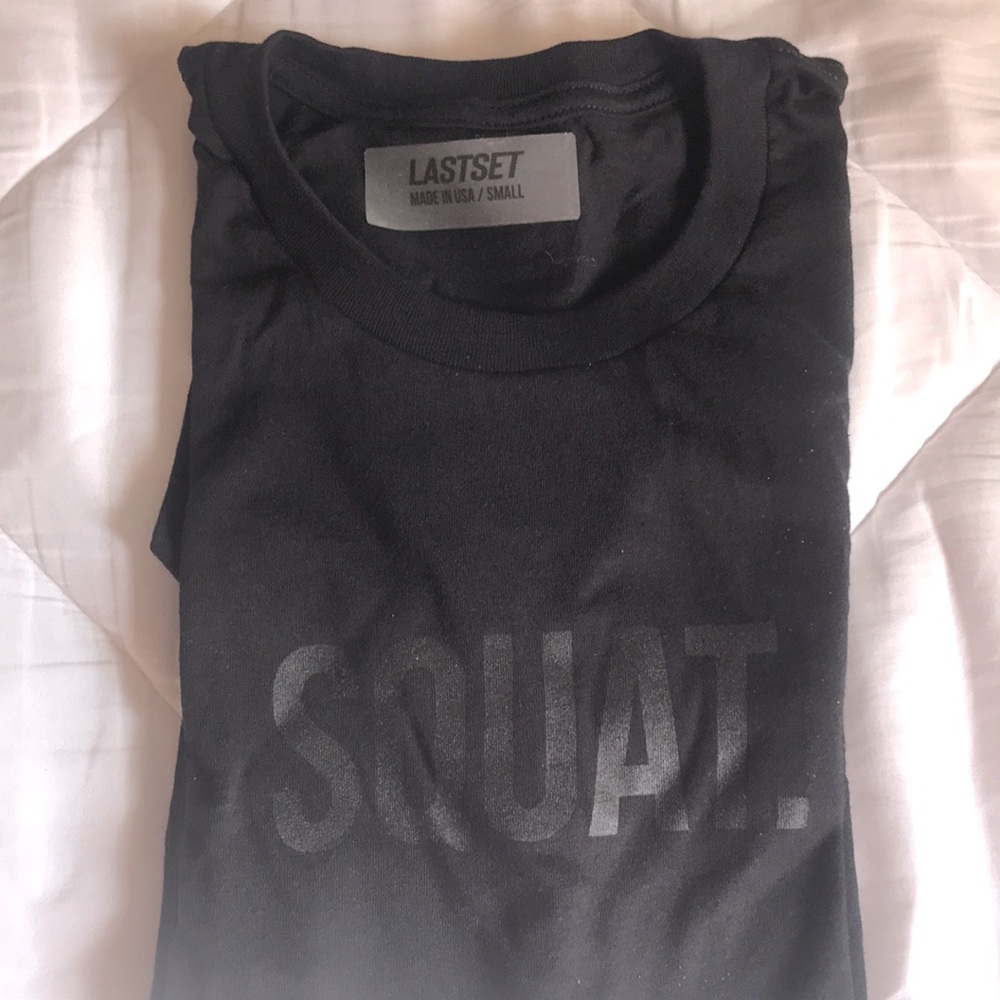 LASTSET.CO SQUAT black tee shirt